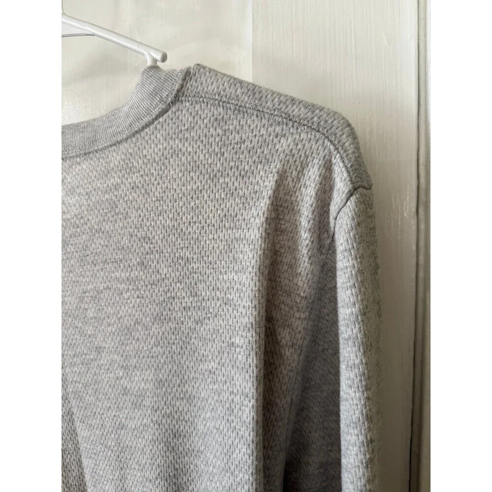 Hollister men’s size medium gray sweater